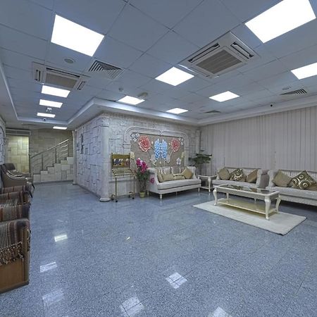 Platinium Hotel Apartments Seeb Luaran gambar