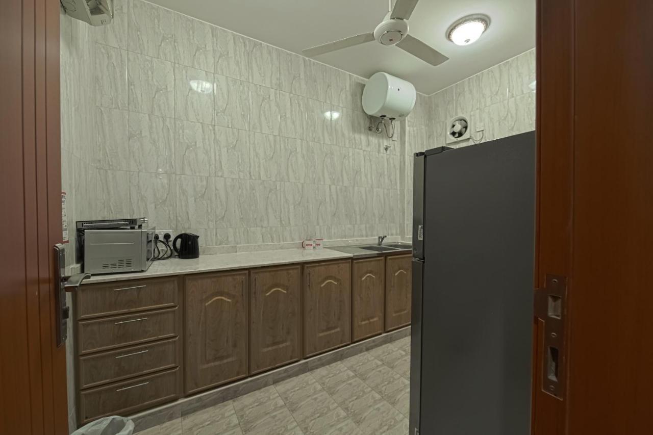 Platinium Hotel Apartments Seeb Luaran gambar