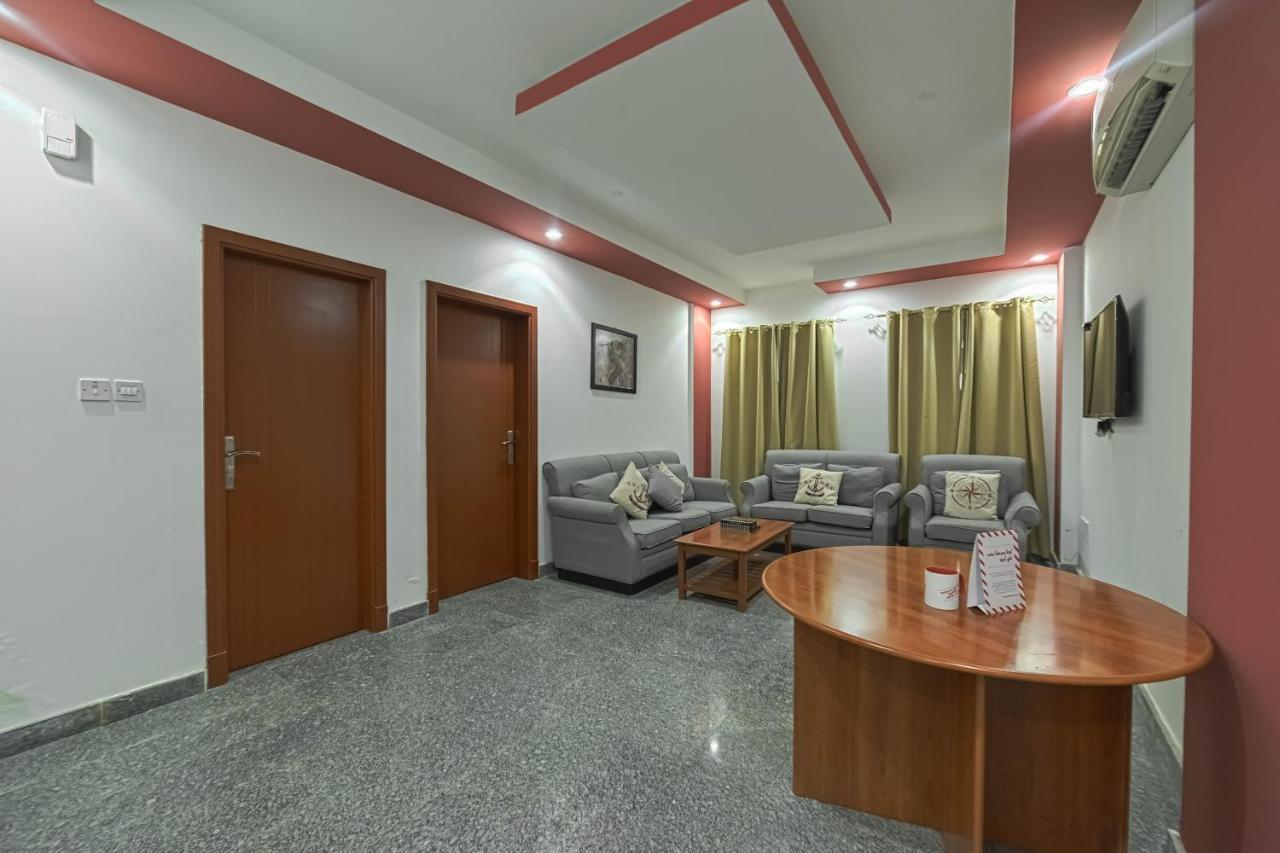 Platinium Hotel Apartments Seeb Luaran gambar