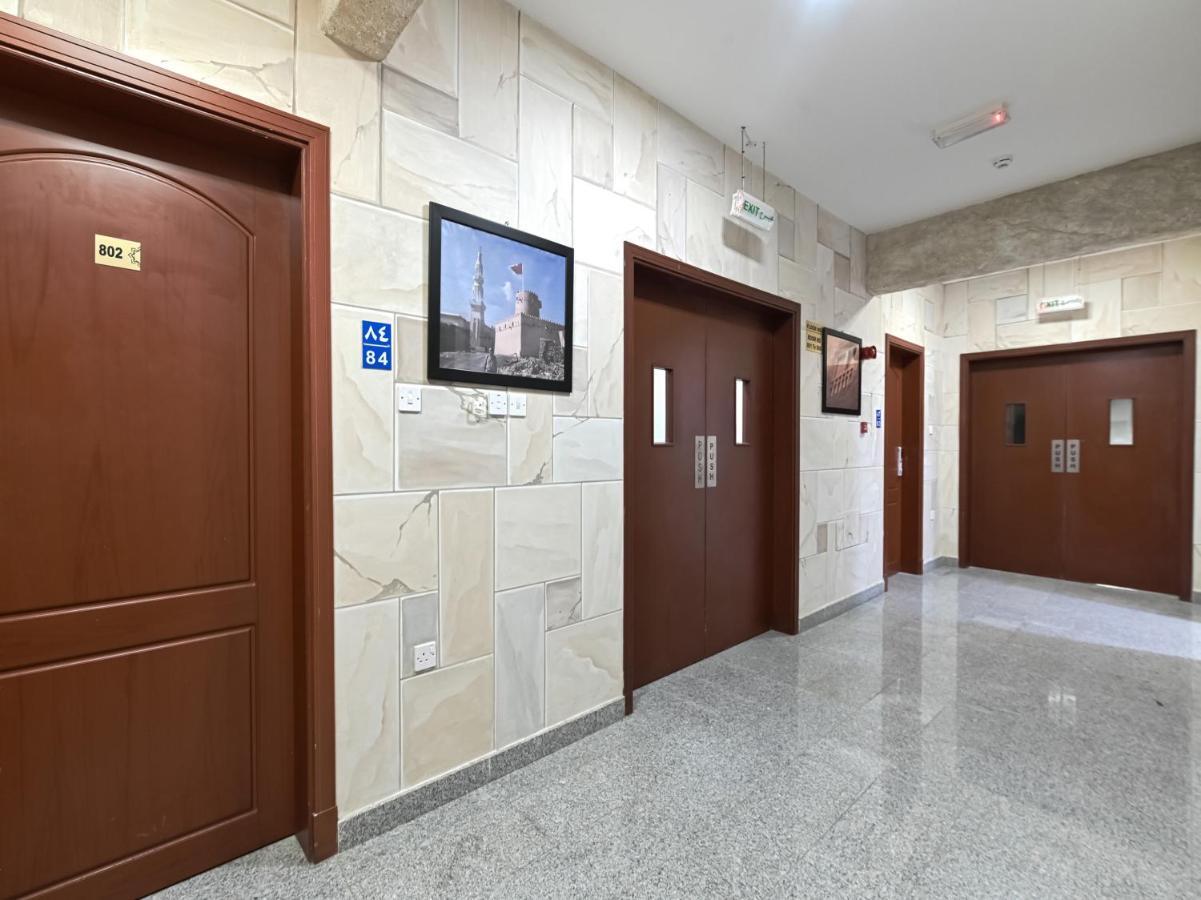 Platinium Hotel Apartments Seeb Luaran gambar